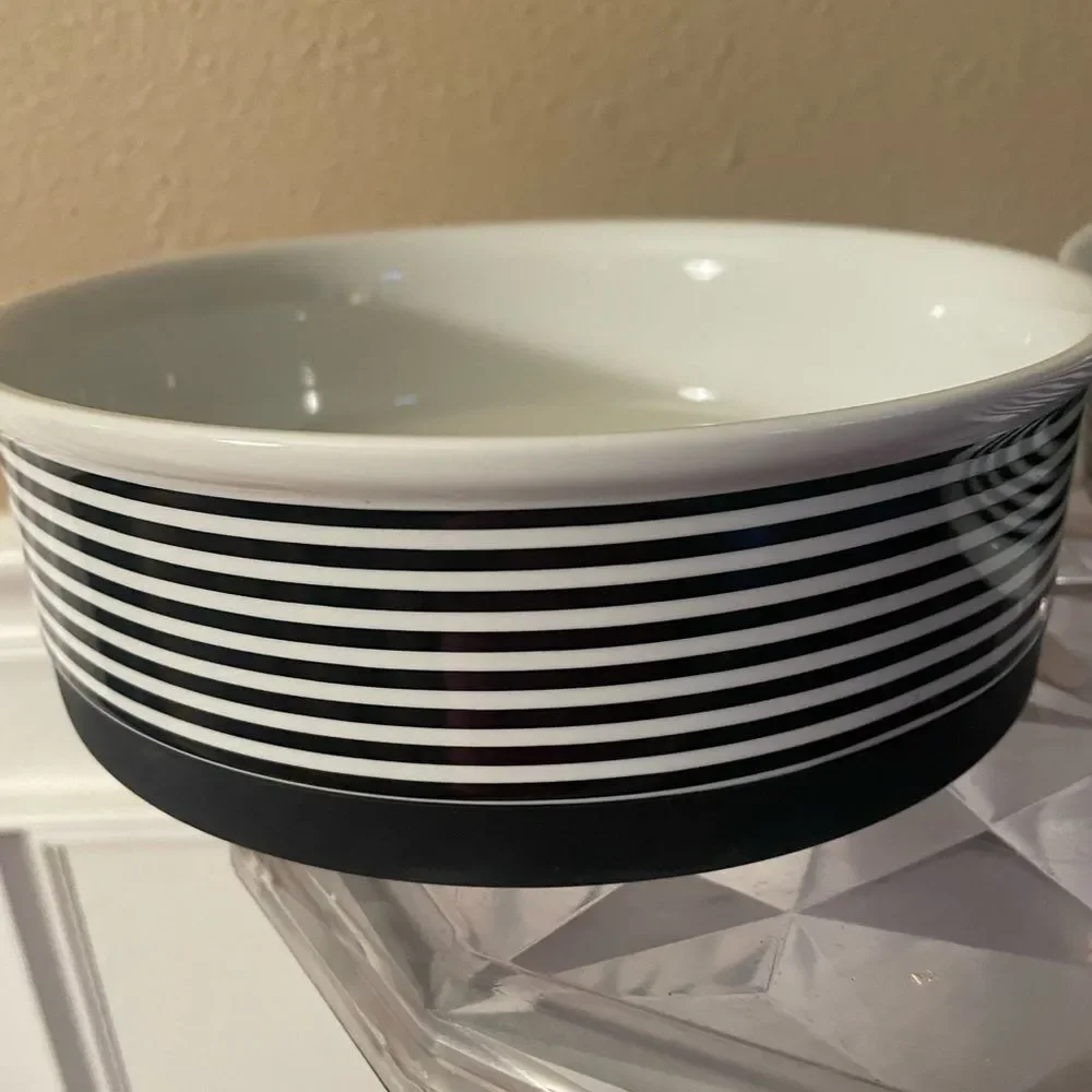 Bone Dry Classic Black and White Ceramic Sturdy Dog Bowls x 2